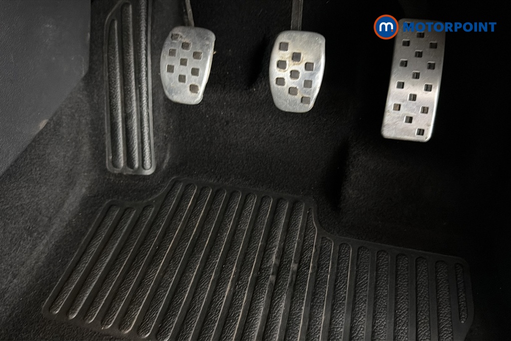 Renault Captur Gt Line Manual Petrol SUV - Stock Number (1670775) - 24th supplementary image