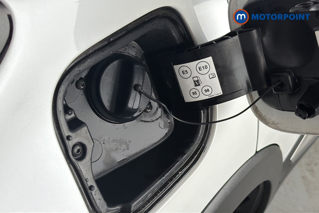 Renault Captur Gt Line Manual Petrol SUV - Stock Number (1670775) - 41st supplementary image