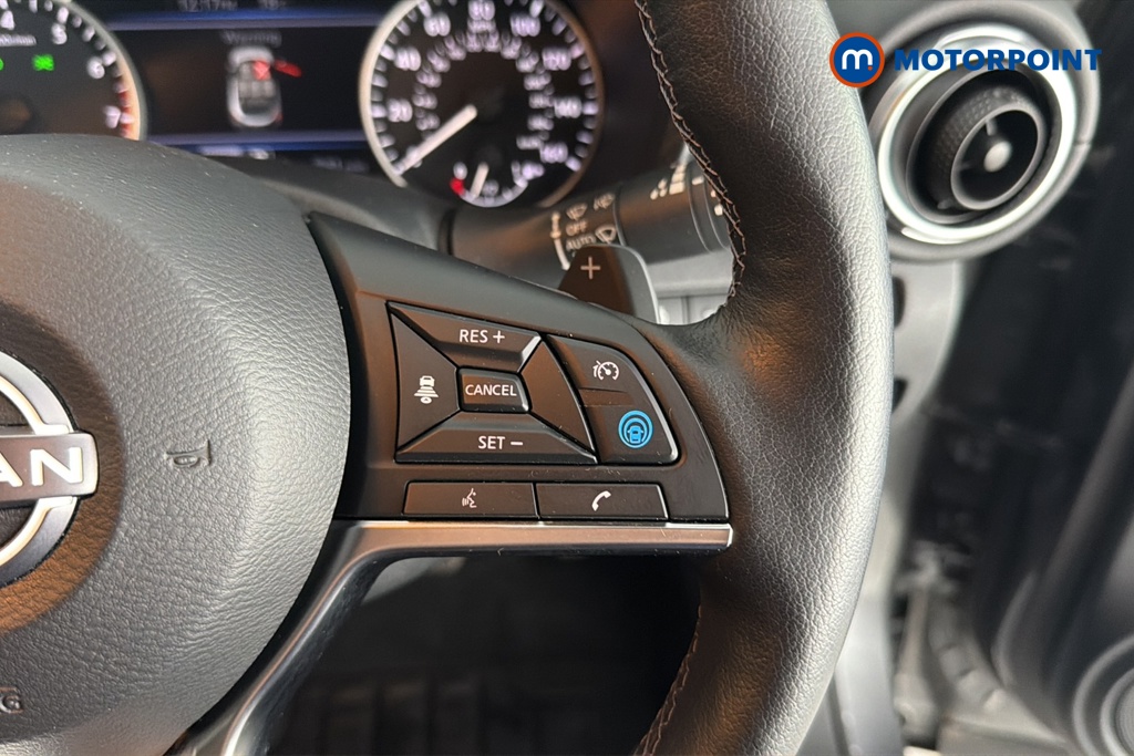 Nissan Juke Tekna Automatic Petrol SUV - Stock Number (1670798) - 3rd supplementary image