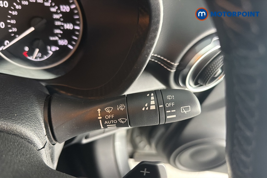 Nissan Juke Tekna Automatic Petrol SUV - Stock Number (1670798) - 6th supplementary image