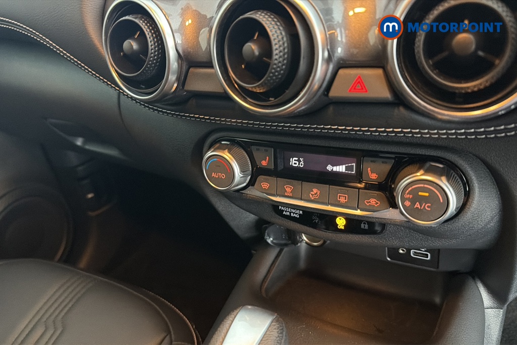 Nissan Juke Tekna Automatic Petrol SUV - Stock Number (1670798) - 12th supplementary image