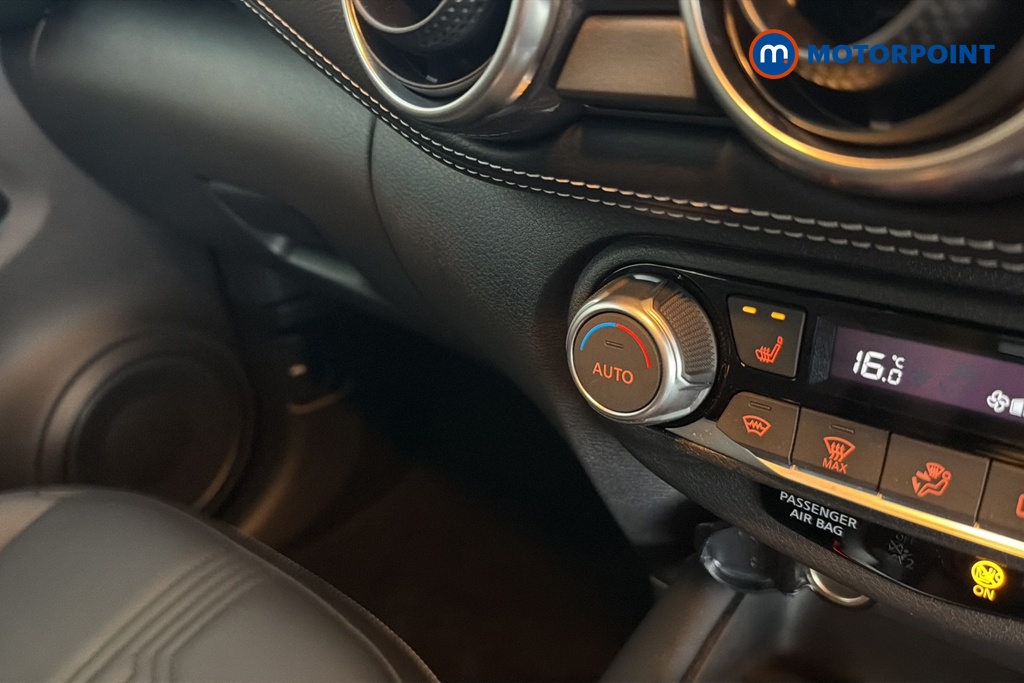 Nissan Juke Tekna Automatic Petrol SUV - Stock Number (1670798) - 14th supplementary image