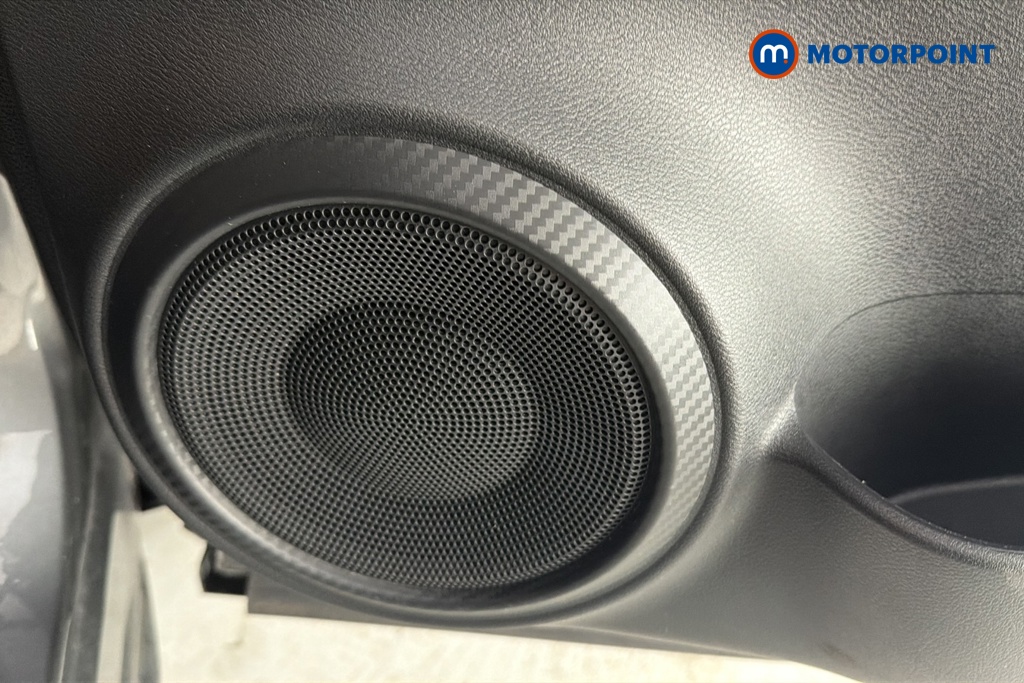 Nissan Juke Tekna Automatic Petrol SUV - Stock Number (1670798) - 21st supplementary image