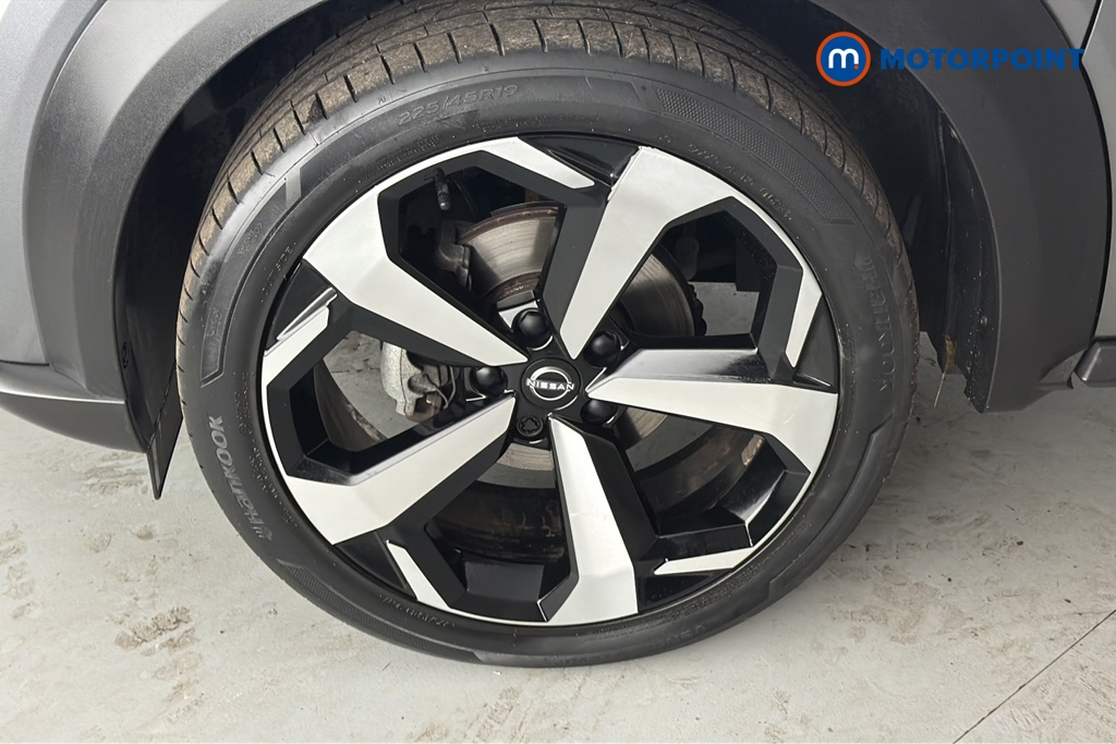 Nissan Juke Tekna Automatic Petrol SUV - Stock Number (1670798) - 44th supplementary image