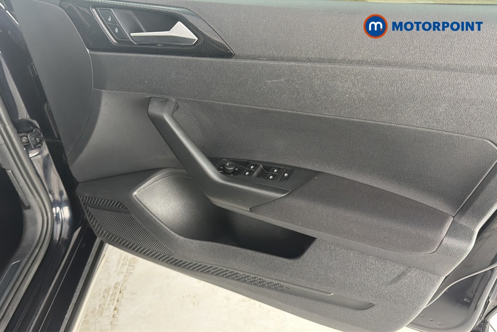 Volkswagen Taigo Life Manual Petrol SUV - Stock Number (1670805) - 18th supplementary image