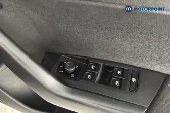 Volkswagen Taigo Life Manual Petrol SUV - Stock Number (1670805) - 19th supplementary image