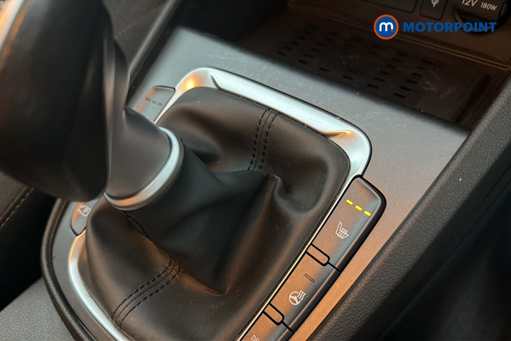 Hyundai Kona Premium Manual Petrol SUV - Stock Number (1670920) - 14th supplementary image