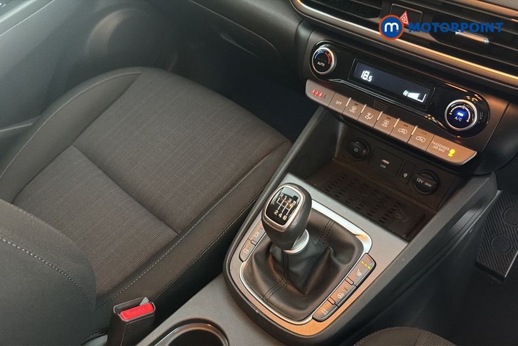 Hyundai Kona Premium Manual Petrol SUV - Stock Number (1670920) - 15th supplementary image
