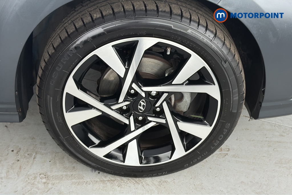 Hyundai Kona Premium Manual Petrol SUV - Stock Number (1670920) - 47th supplementary image