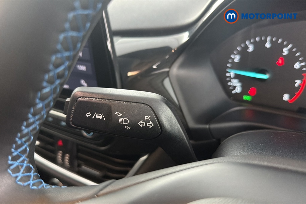 Ford Fiesta Active Manual Petrol Hatchback - Stock Number (1671046) - 5th supplementary image