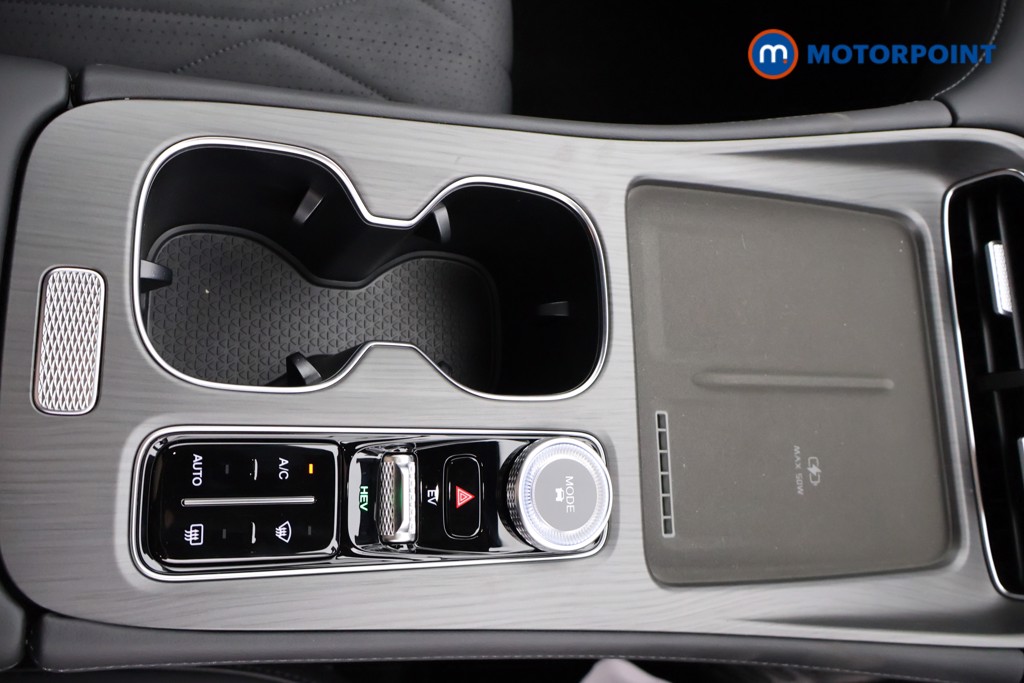 Chery Tiggo 8 Summit Automatic Petrol Plug-In Hybrid SUV - Stock Number (1671400) - 9th supplementary image