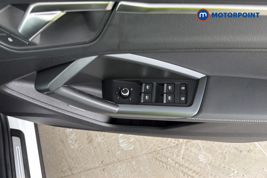 Audi Q3 S Line Automatic Petrol SUV - Stock Number (1671459) - 20th supplementary image