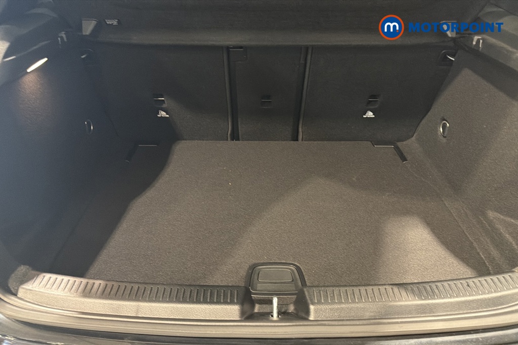 Mercedes-Benz A Class Amg Line Automatic Petrol Hatchback - Stock Number (1671464) - 30th supplementary image