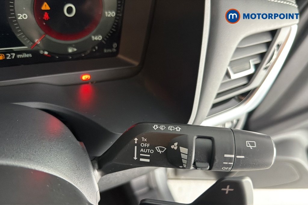 Nissan Qashqai N-Connecta Automatic Petrol SUV - Stock Number (1671590) - 6th supplementary image