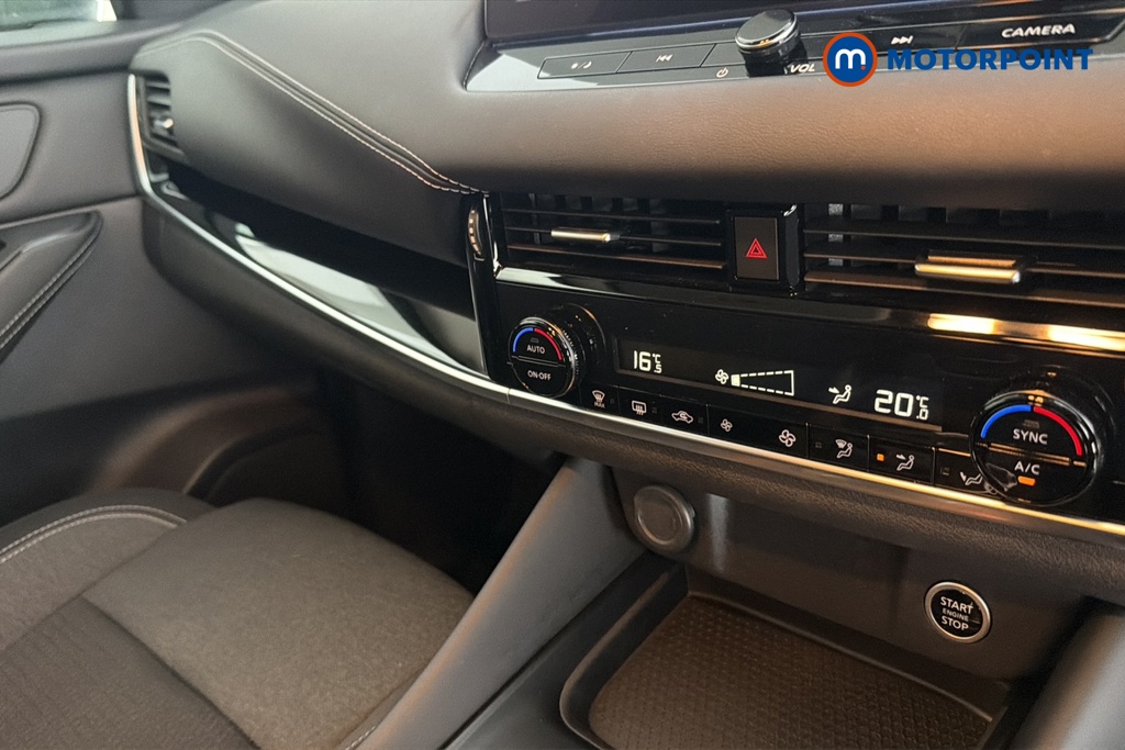 Nissan Qashqai N-Connecta Automatic Petrol SUV - Stock Number (1671590) - 12th supplementary image