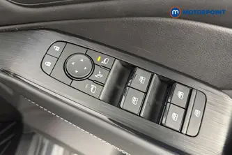 Nissan Qashqai N-Connecta Automatic Petrol SUV - Stock Number (1671590) - 19th supplementary image