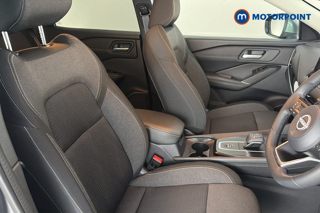 Nissan Qashqai N-Connecta Automatic Petrol SUV - Stock Number (1671590) - 22nd supplementary image