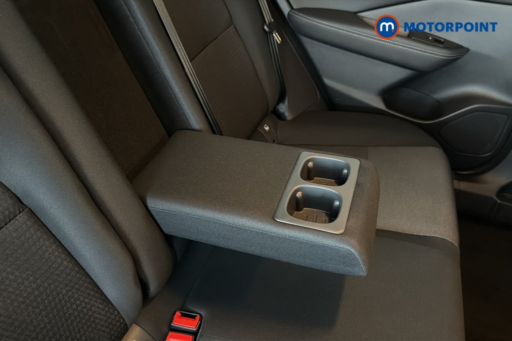 Nissan Qashqai N-Connecta Automatic Petrol SUV - Stock Number (1671590) - 26th supplementary image