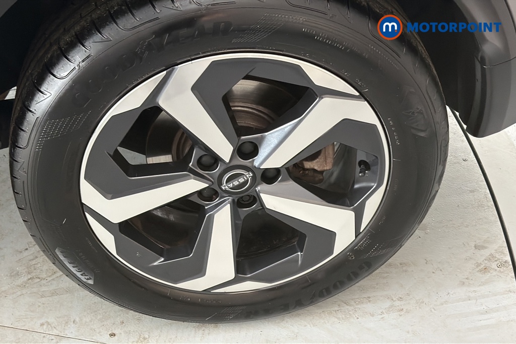 Nissan Qashqai N-Connecta Automatic Petrol SUV - Stock Number (1671590) - 45th supplementary image