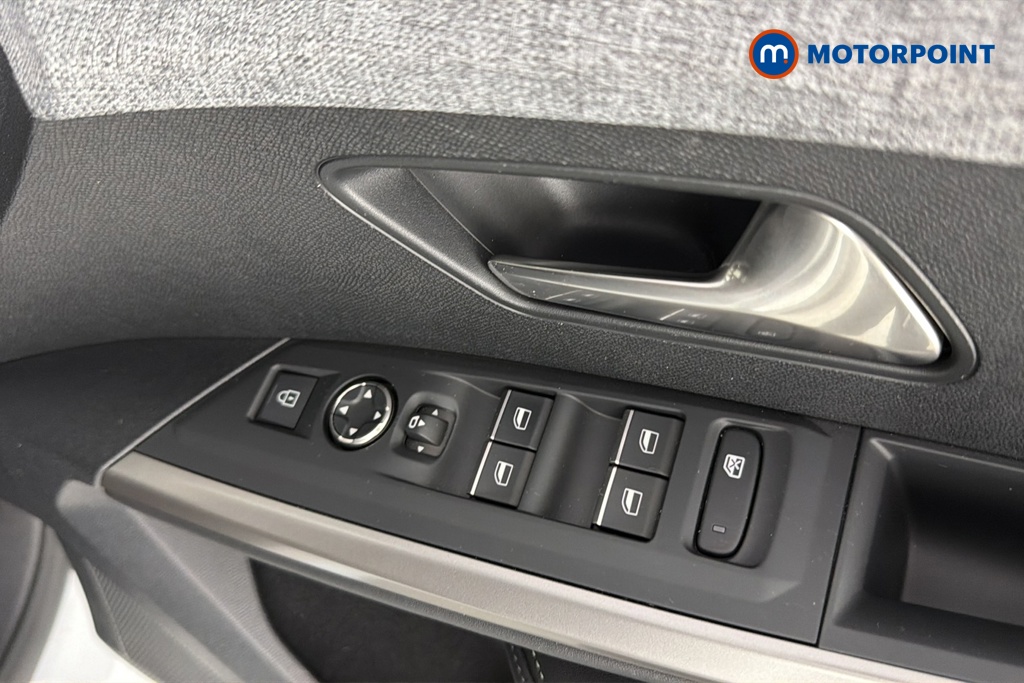 Peugeot 3008 GT Automatic Petrol SUV - Stock Number (1671722) - 19th supplementary image