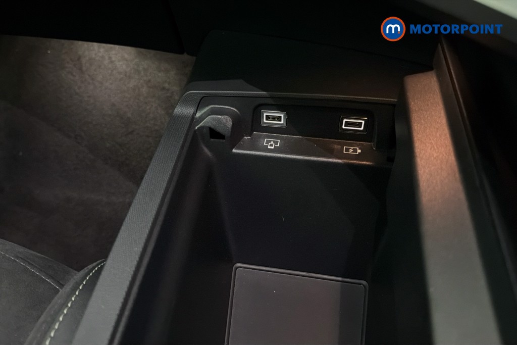 Peugeot 3008 GT Automatic Electric SUV - Stock Number (1588949) - 17th supplementary image