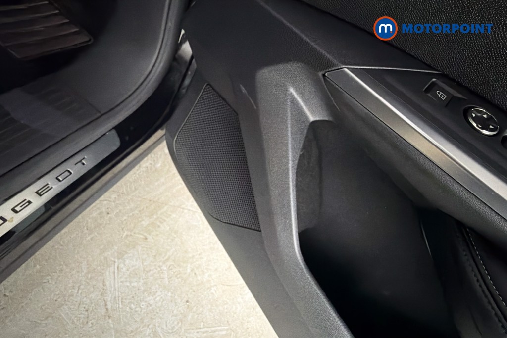 Peugeot 3008 GT Automatic Electric SUV - Stock Number (1588949) - 21st supplementary image