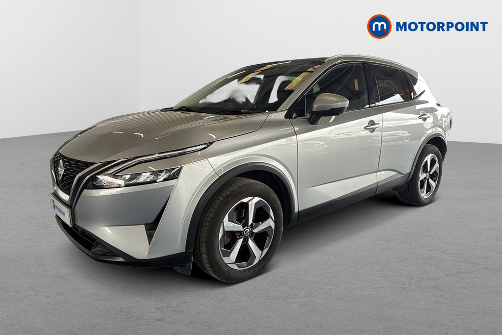 Nissan Qashqai N-Connecta Manual Petrol SUV - Stock Number (1614328) - Passenger side front corner