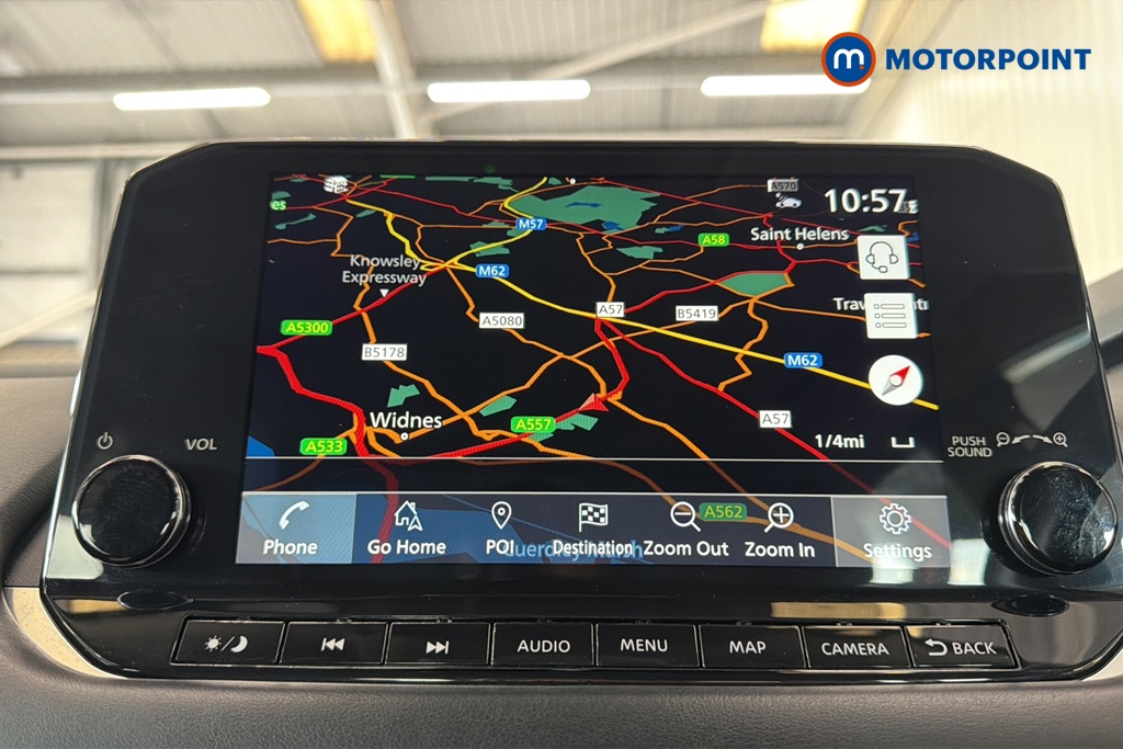 Nissan Qashqai N-Connecta Manual Petrol SUV - Stock Number (1614328) - 9th supplementary image