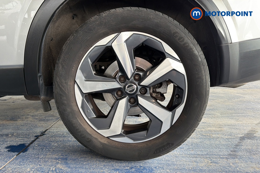 Nissan Qashqai N-Connecta Manual Petrol SUV - Stock Number (1614328) - 45th supplementary image