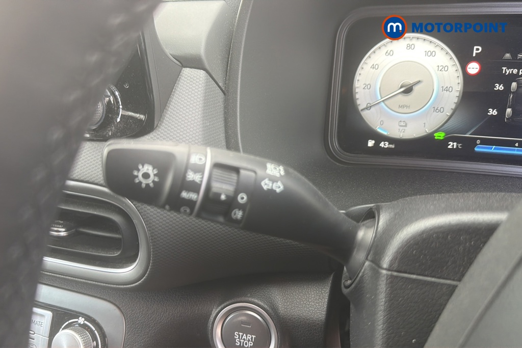 Hyundai Kona Premium Automatic Electric SUV - Stock Number (1636761) - 11th supplementary image
