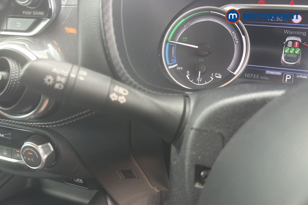 Nissan Juke N-Connecta Automatic Petrol-Electric Hybrid SUV - Stock Number (1652709) - 11th supplementary image