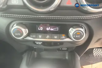 Nissan Juke N-Connecta Automatic Petrol-Electric Hybrid SUV - Stock Number (1652709) - 12th supplementary image