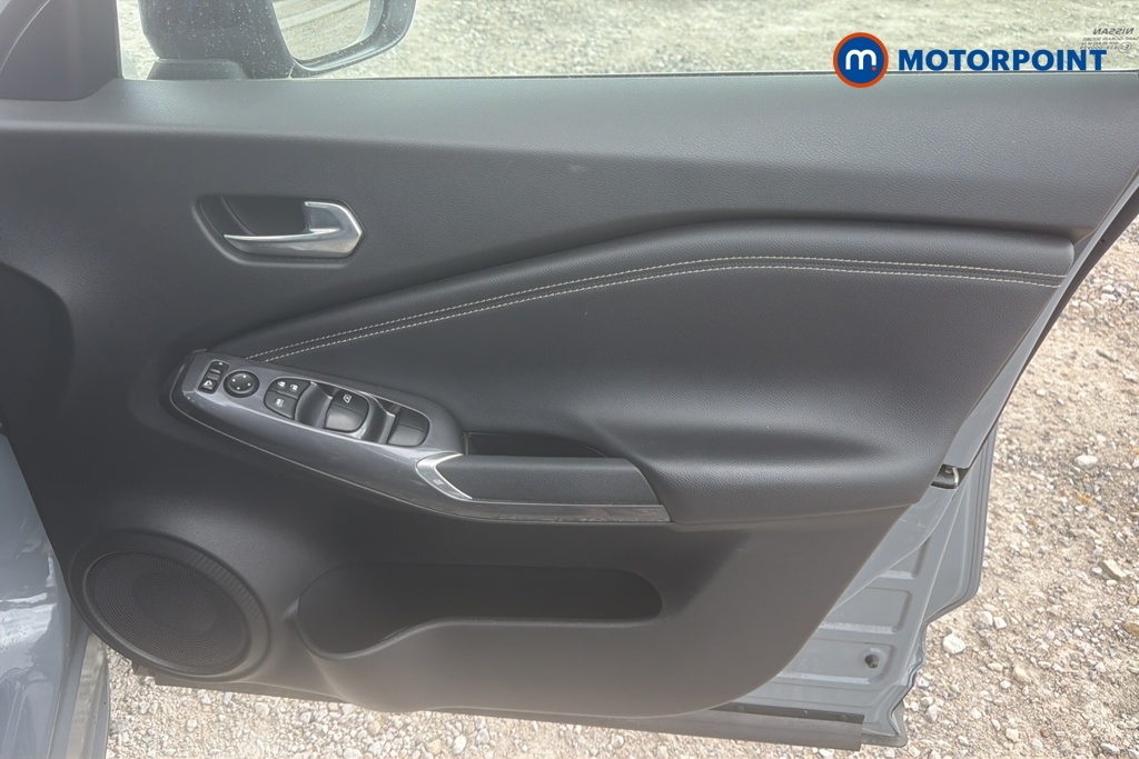 Nissan Juke N-Connecta Automatic Petrol-Electric Hybrid SUV - Stock Number (1652709) - 18th supplementary image