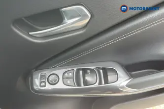 Nissan Juke N-Connecta Automatic Petrol-Electric Hybrid SUV - Stock Number (1652709) - 19th supplementary image