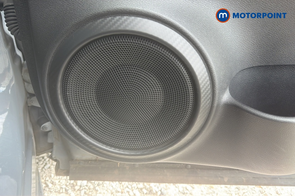 Nissan Juke N-Connecta Automatic Petrol-Electric Hybrid SUV - Stock Number (1652709) - 21st supplementary image