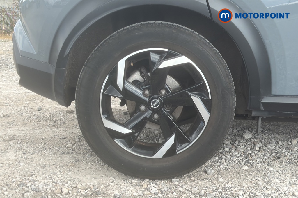 Nissan Juke N-Connecta Automatic Petrol-Electric Hybrid SUV - Stock Number (1652709) - 46th supplementary image