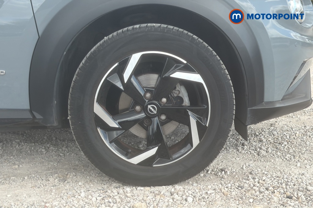 Nissan Juke N-Connecta Automatic Petrol-Electric Hybrid SUV - Stock Number (1652709) - 47th supplementary image