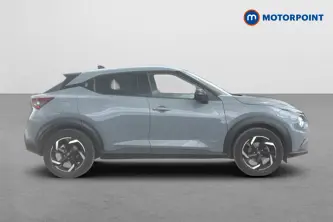 Nissan Juke N-Connecta Automatic Petrol-Electric Hybrid SUV - Stock Number (1652709) - Passenger side