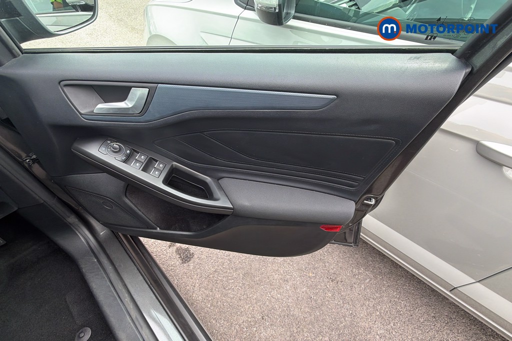 Ford Focus Active Edition Manual Petrol Hatchback - Stock Number (1653114) - 19th supplementary image