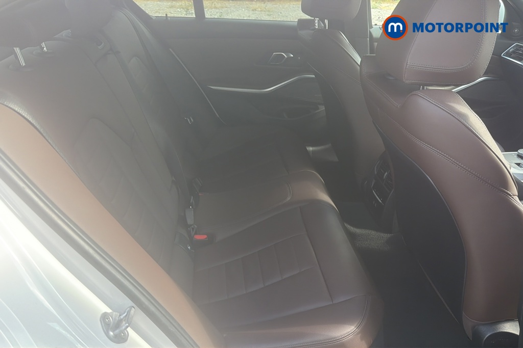 BMW 3 Series M Sport Automatic Petrol Plug-In Hybrid Saloon - Stock Number (1659053) - 25th supplementary image