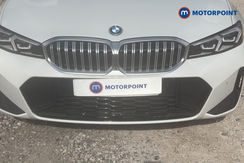 BMW 3 Series M Sport Automatic Petrol Plug-In Hybrid Saloon - Stock Number (1659053) - 38th supplementary image