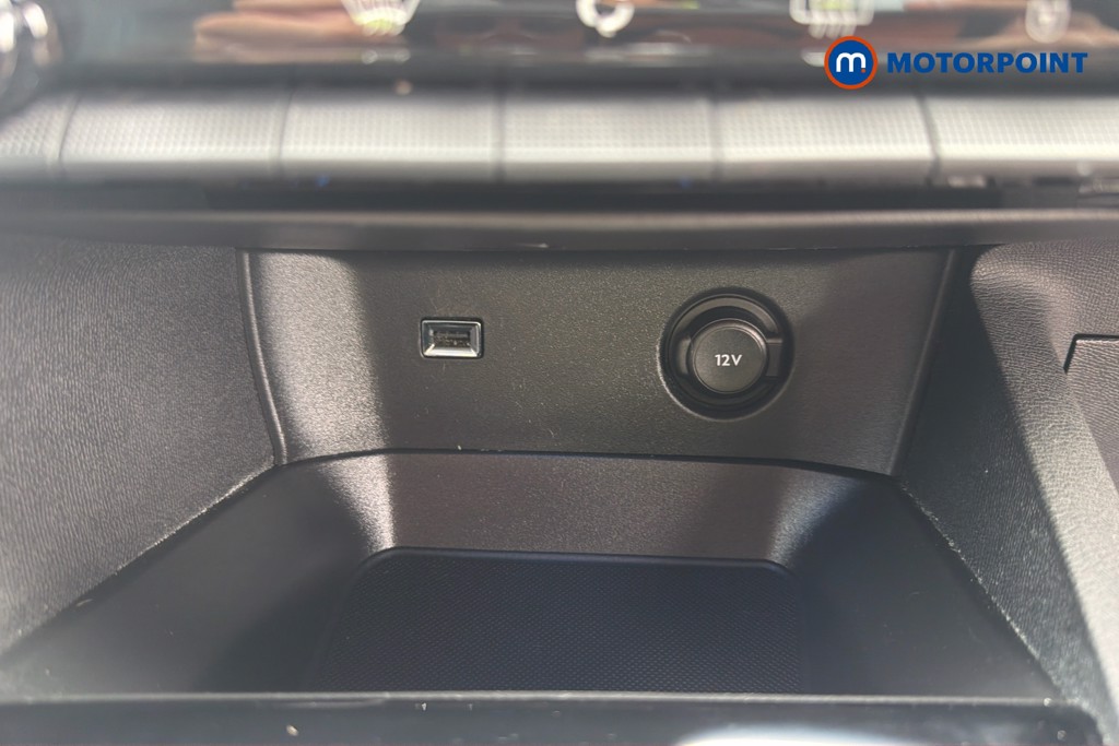 Peugeot 3008 Allure Premium Automatic Diesel SUV - Stock Number (1659631) - 6th supplementary image