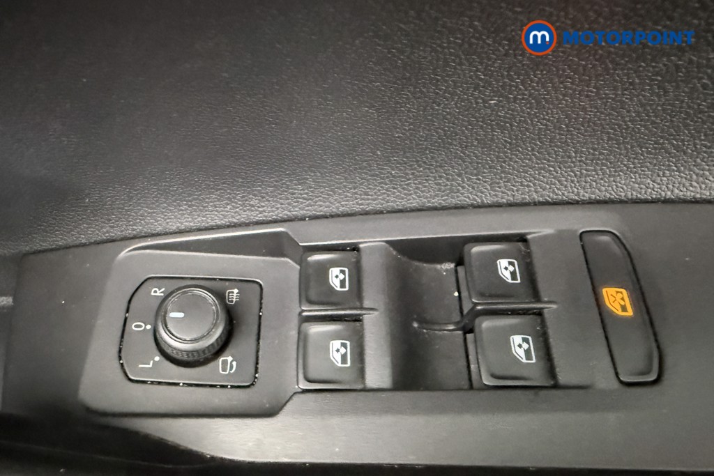 Volkswagen Taigo Life Manual Petrol SUV - Stock Number (1660350) - 18th supplementary image