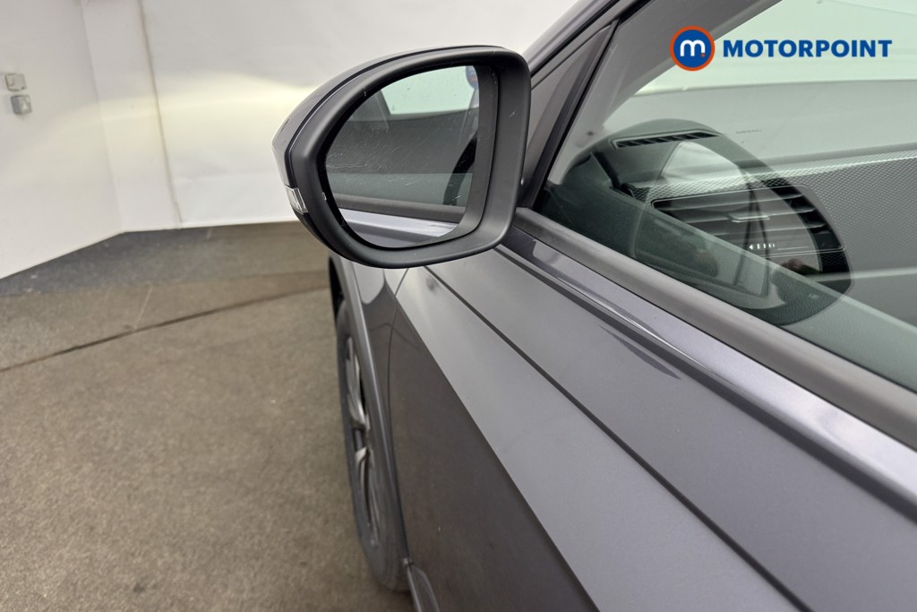 Volkswagen Taigo Life Manual Petrol SUV - Stock Number (1660350) - 28th supplementary image
