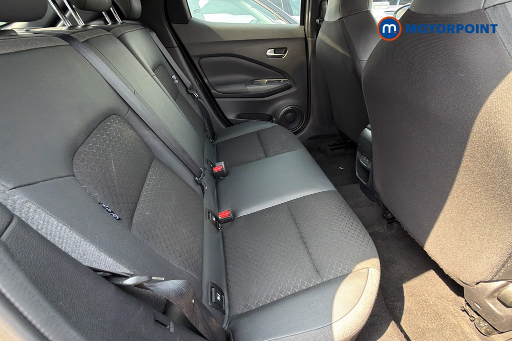 Nissan Juke N-Connecta Automatic Petrol-Electric Hybrid SUV - Stock Number (1660388) - 11th supplementary image