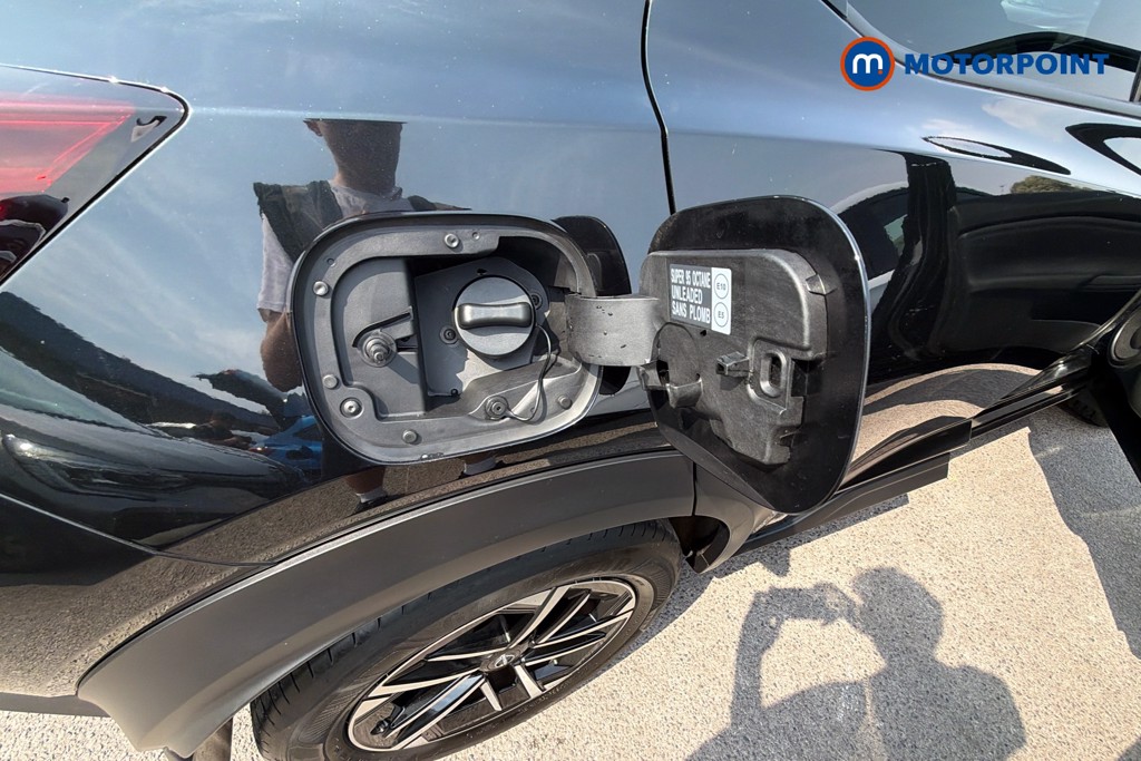 Nissan Juke N-Connecta Automatic Petrol-Electric Hybrid SUV - Stock Number (1660388) - 36th supplementary image