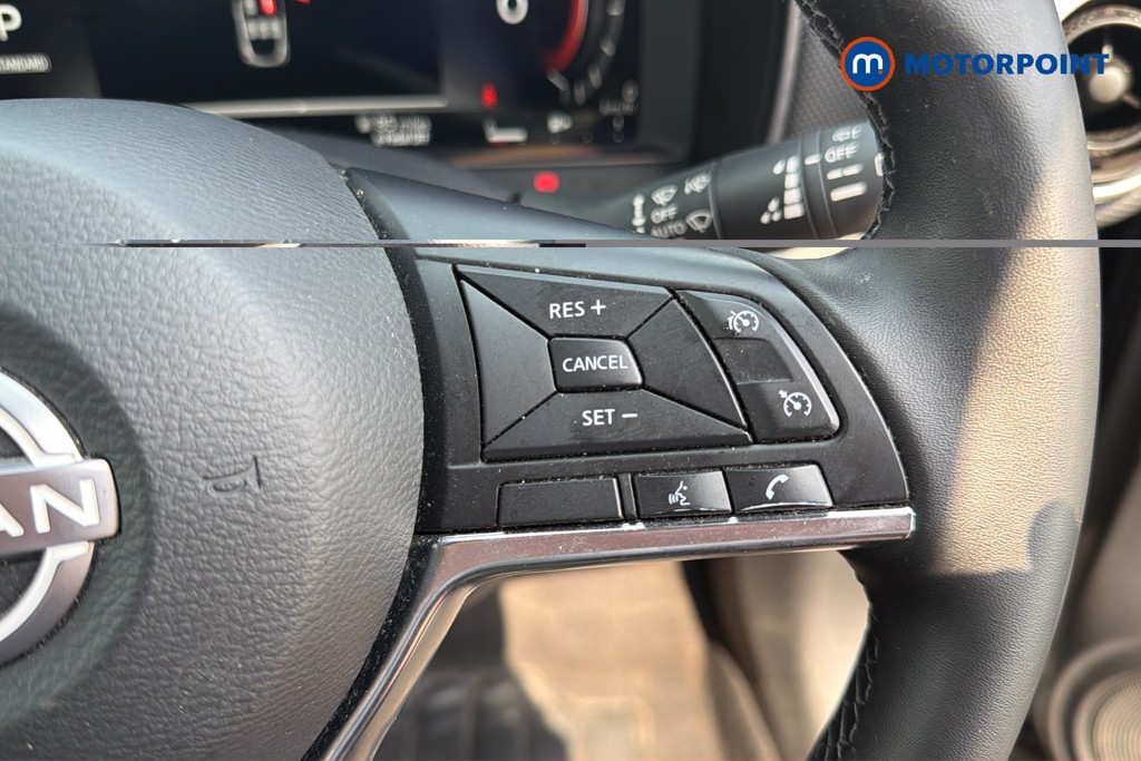 Nissan Juke N-Connecta Automatic Petrol-Electric Hybrid SUV - Stock Number (1660388) - 1st supplementary image
