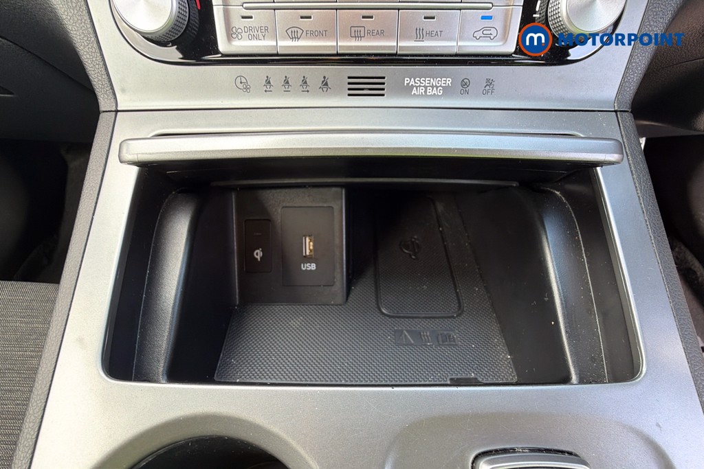 Hyundai Kona Premium Automatic Electric SUV - Stock Number (1660534) - 4th supplementary image