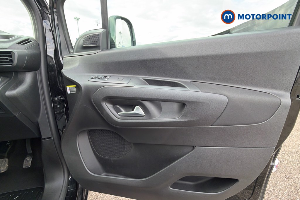 Citroen Berlingo Plus Automatic Electric People Carrier - Stock Number (1661419) - 19th supplementary image