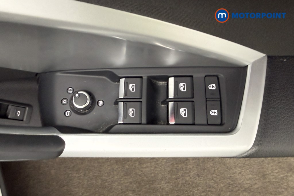 Audi Q3 Sport Manual Petrol SUV - Stock Number (1661782) - 3rd supplementary image